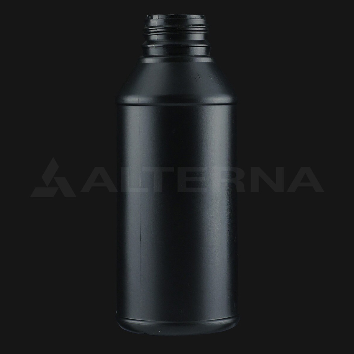 Bouteille en plastique HDPE noir de 500 ml sans bouchon sur fond noir