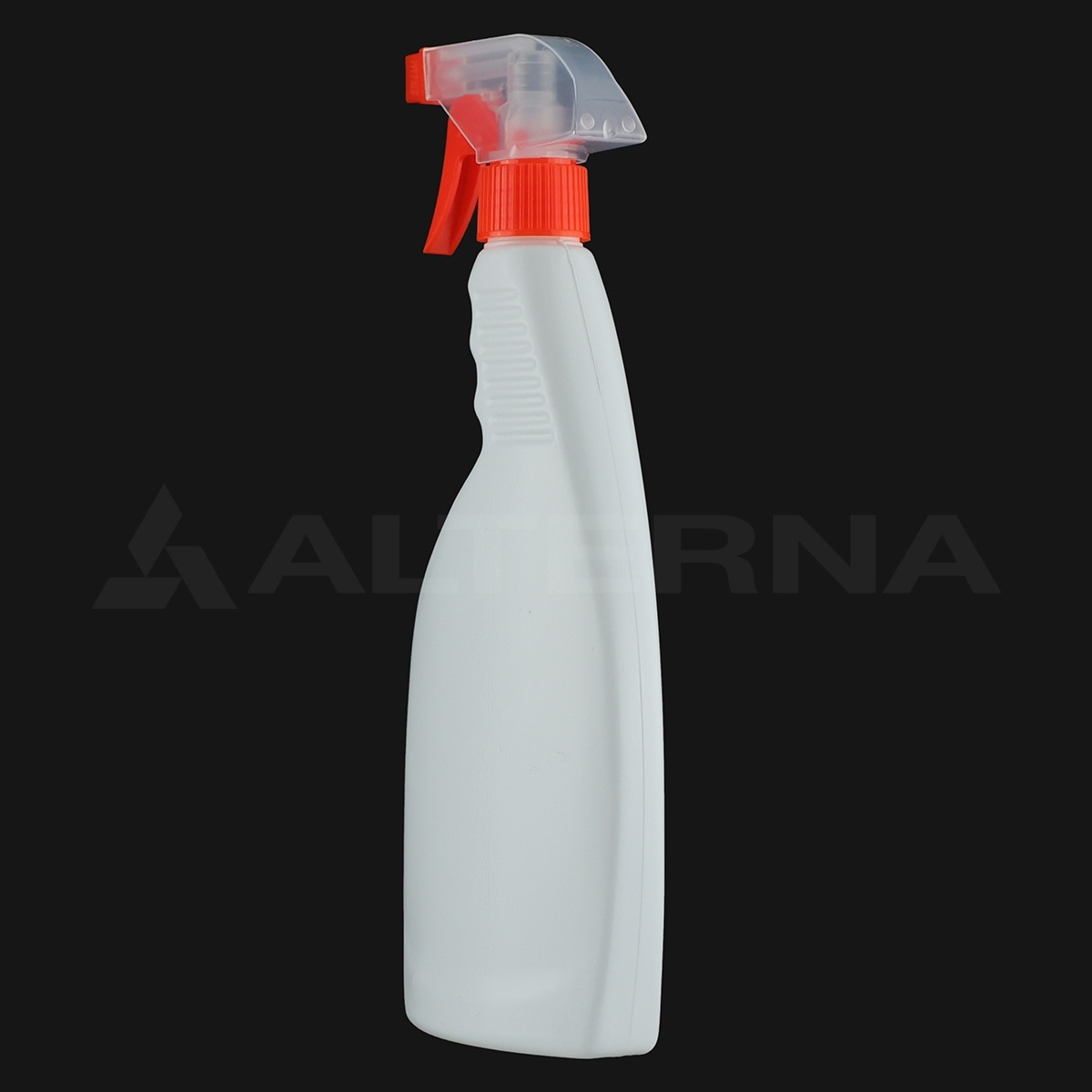 Botella pulverizadora de plástico HDPE de 500 ml con pulverizador de gatillo rojo de 28 mm, vista lateral sobre fondo negro.
